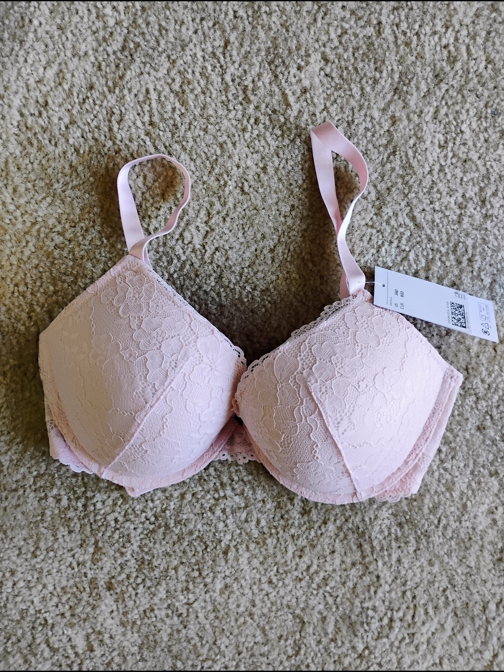 NWT H&M Lace Push-Up Bra in Light Pink